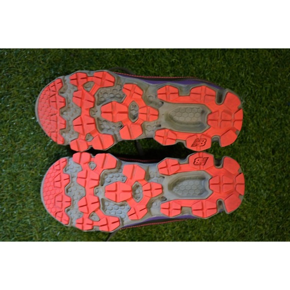 New Balance 750V3 W750GP3 Womens US 7 B Trail Running Shoes Gray Purple Sneakers - Picture 5 of 7